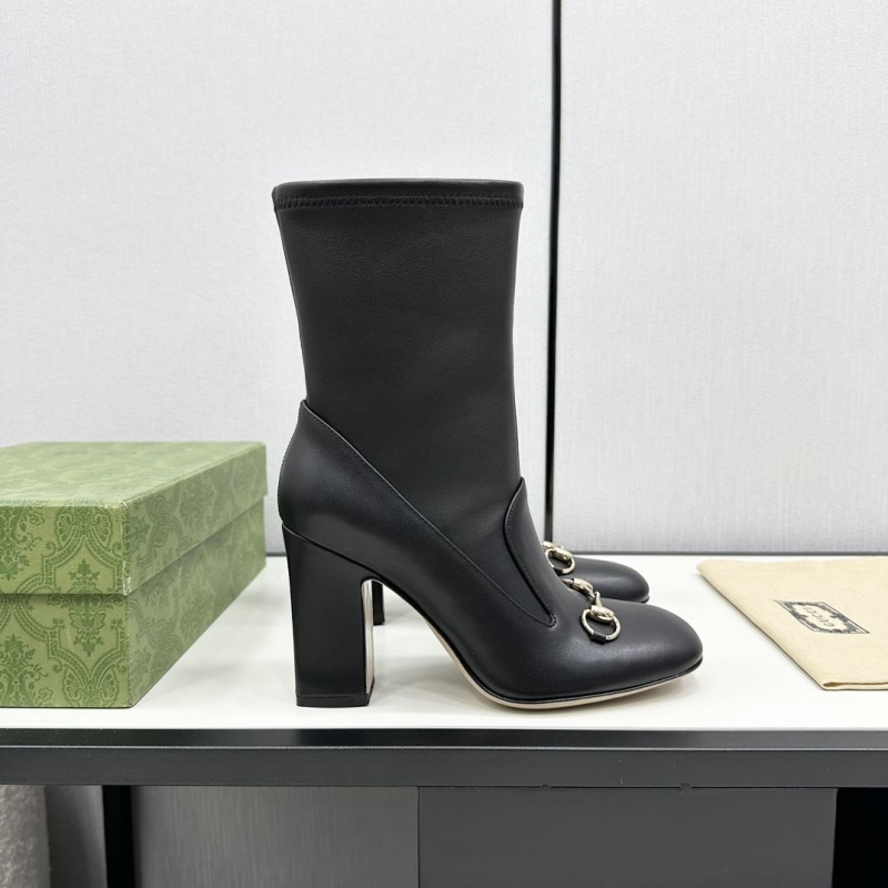 G*u*i boots